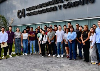 INJUVE-de-monterrey-visita-C4-de-monterrey-para-conocer-labores-policiales